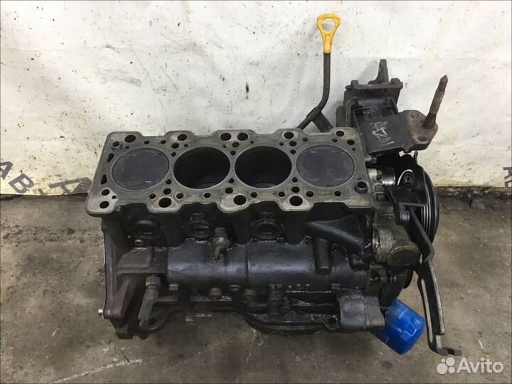 Б/У Б/У Блок цилиндров 2110038106 Hyundai-KIA