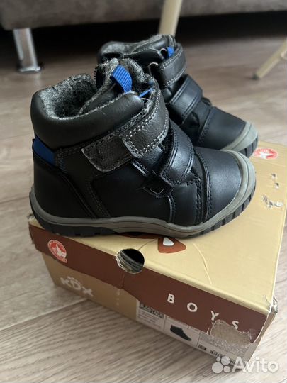 Ботинки демисезонные 23