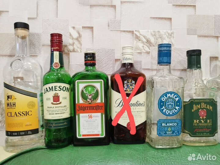Бутылки и коробки от элитного алкоголя