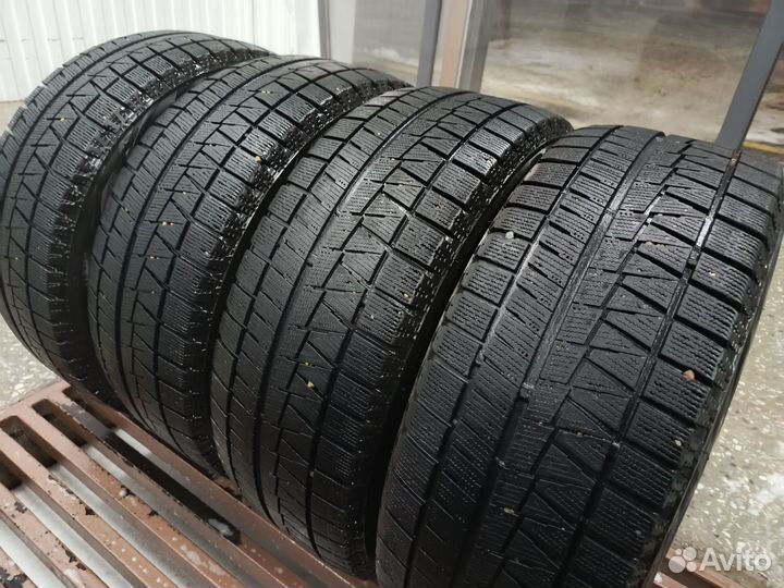 Bridgestone Blizzak Revo GZ 205/55 R16