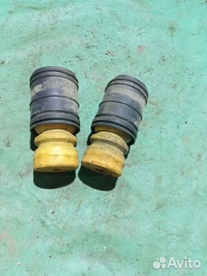 Отбойники амортизаторов задние Bmw 7 E38