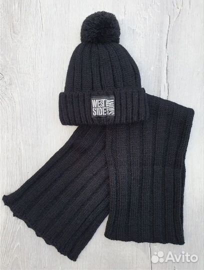 Новый комплект шапка и шарф
