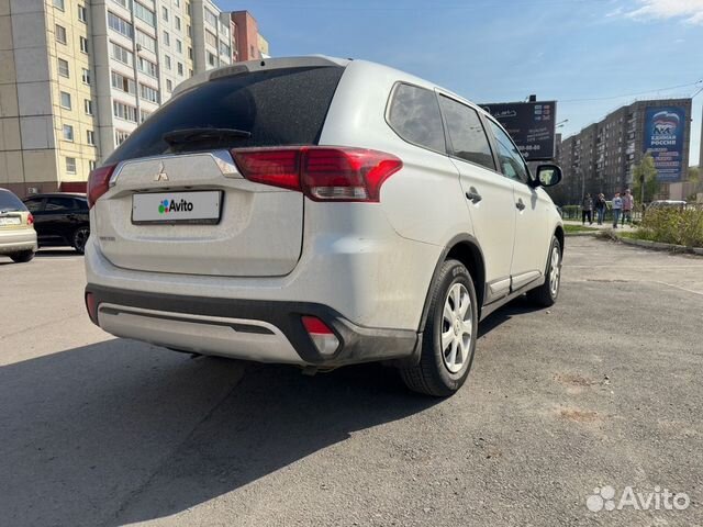 Mitsubishi Outlander 2.0 CVT, 2020, 52 700 км