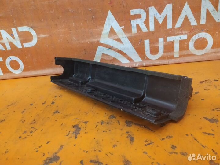 Дефлектор радиатора левый Hyundai Solaris 2