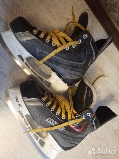 Коньки хоккейные 45 размер бауер