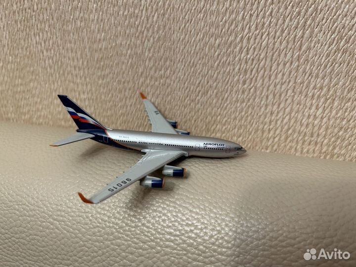 Модели Herpa самолетов Ил и Туполев 1:500