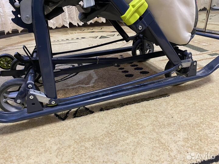 Коляска санки и рюкзак