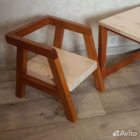 Детский стол и стул