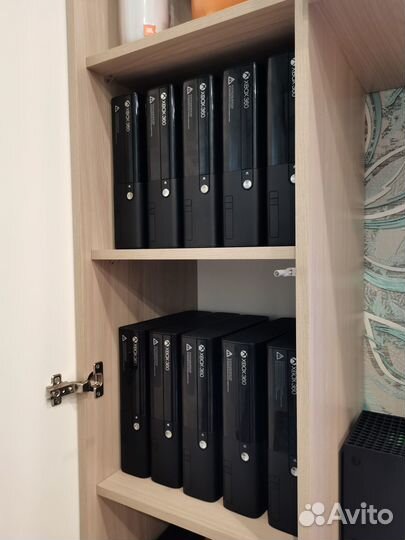 Xbox 360 Elite 320Gb + 9 Игр