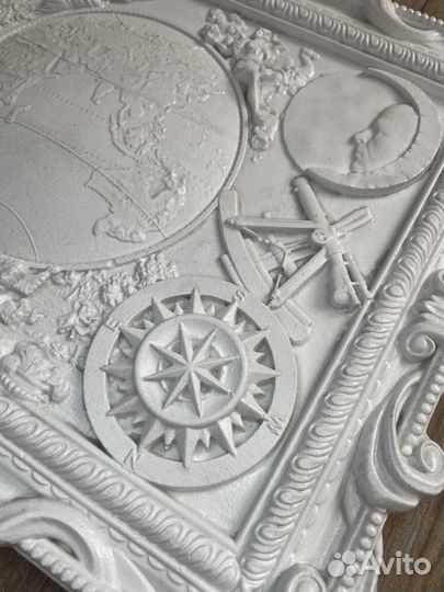 Декоративная картина Карта Мира Белая 66х33см