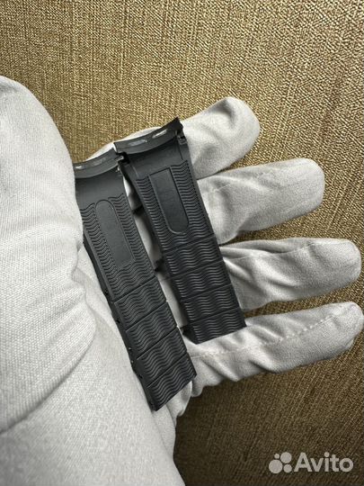 Каучук черный для Longines / mido 22мм без клипсы