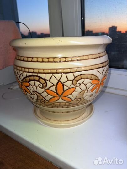 Керамические горшок