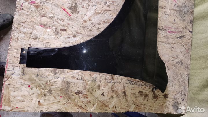 Крыло переднее левое Volkswagen Passat B7