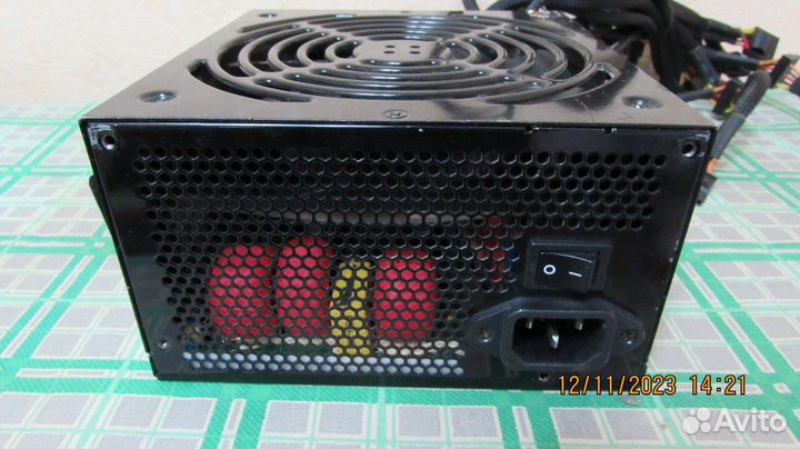 Блок питания Thermaltake 850-1000W