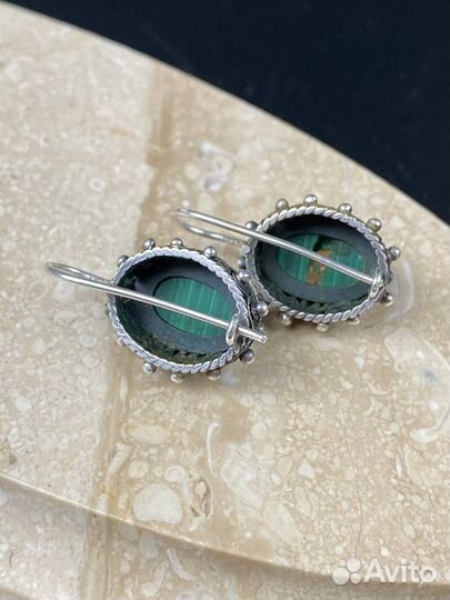 Винтажные серьги с малахитом