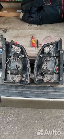 Стопы задние Mitsubishi Challenger,Pajero, Montero