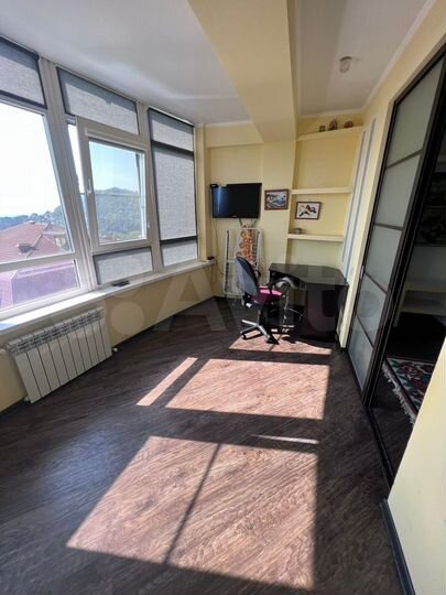 2-к. квартира, 56 м², 4/9 эт.