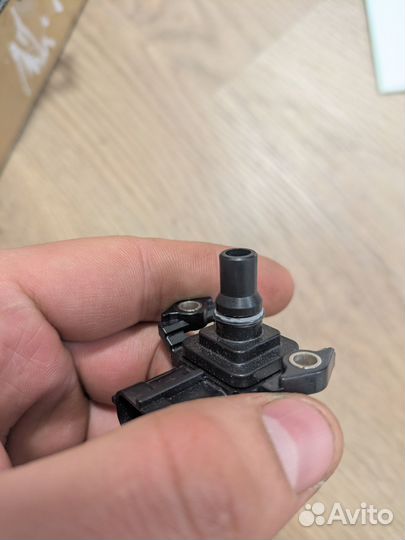 Датчик абсолютного давления 4JJ1 4HK 6HK1