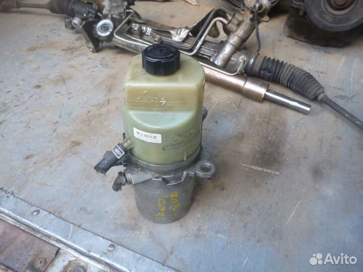 Насос гидроусилителя Ford Focus II 2008-2011