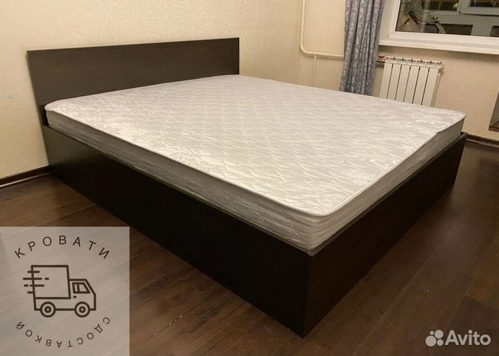 Кровать двуспальная