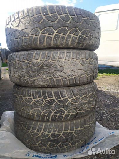Continental Conti4x4IceContact 225/65 R17