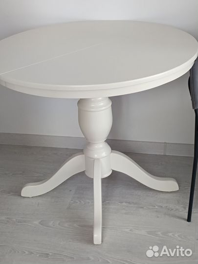 Кухонный стол