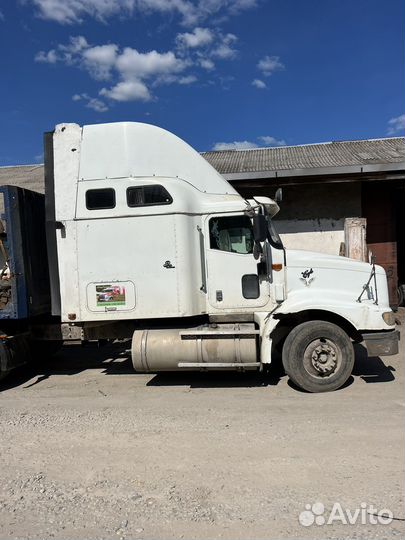 International 9200i, 1999