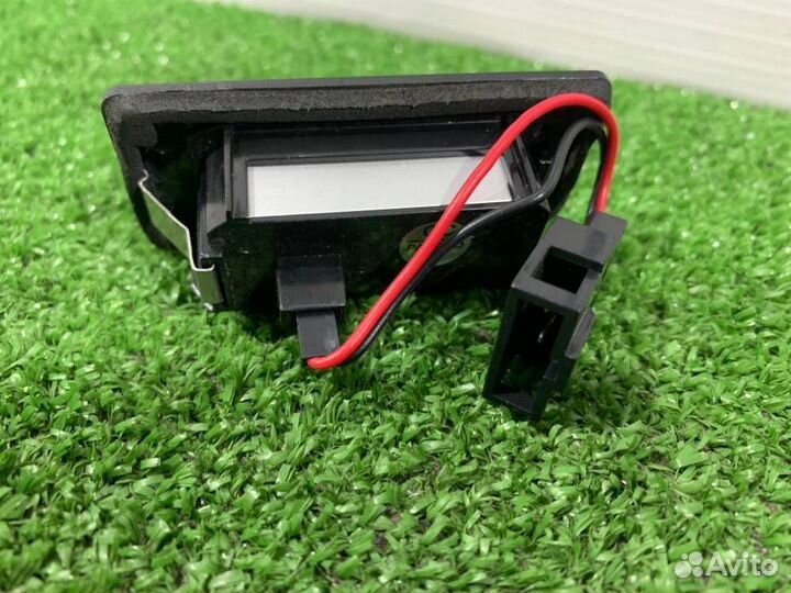 Фонарь подсветки номера задний Audi A5 8T cdnc