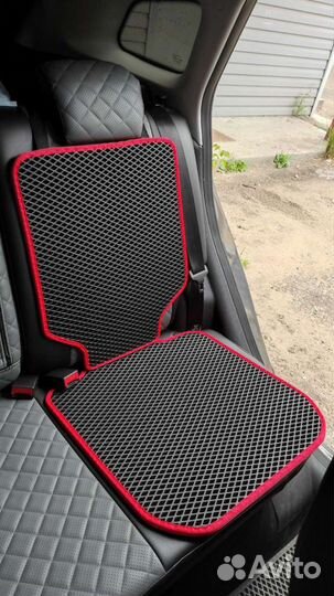 Коврик под детское автокресло