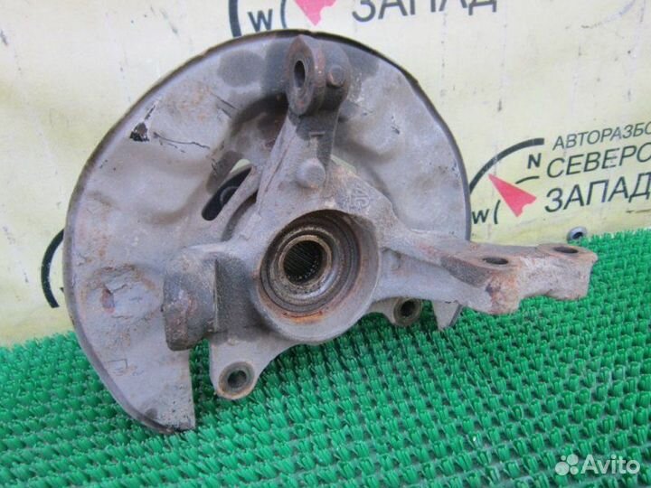 Ступица левая Toyota Corolla ZZE120 3ZZ