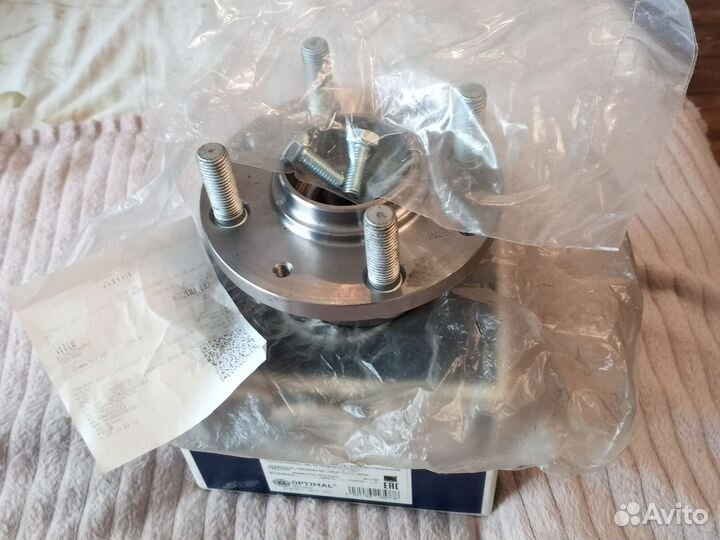 Ступица с подшипником(заднего)mitsubishi lancer