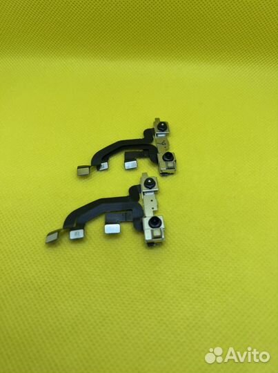 Передняя камера iPhone XS