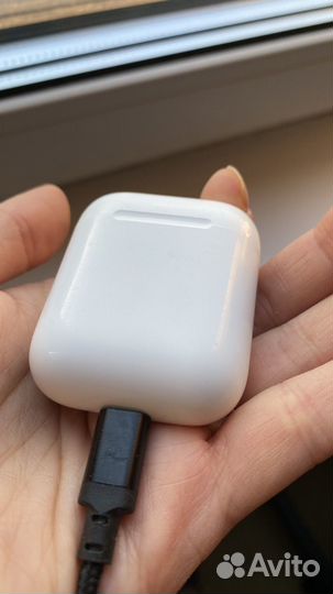 Беспроводные наушники apple airpods