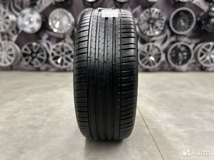 Michelin Pilot Sport 4 295/45 R19 113Y