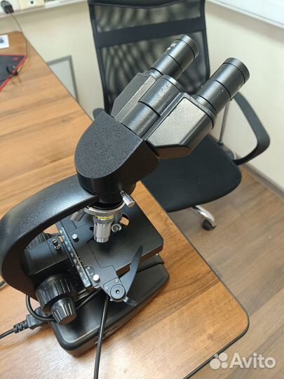 Микроскоп levenhuk 720B