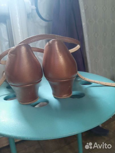 Туфли для бальных танцев