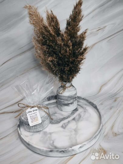 Изделия из гипса / декор / ваза с сухоцветами