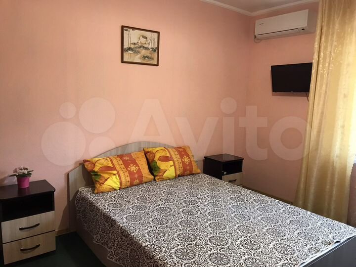 Комната 20 м² в 1-к., 1/2 эт.