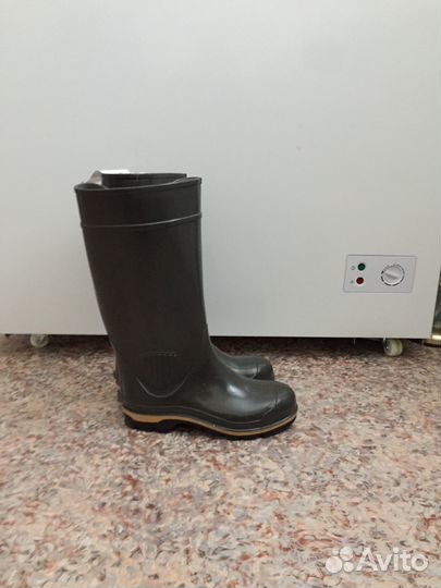 Сапоги резиновые