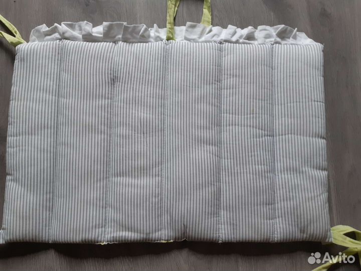 Бортики в детскую кроватку