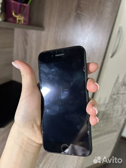 iPhone 7, 32 ГБ