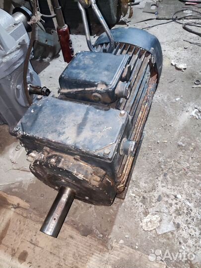 Крановый двигатель SMH160L6