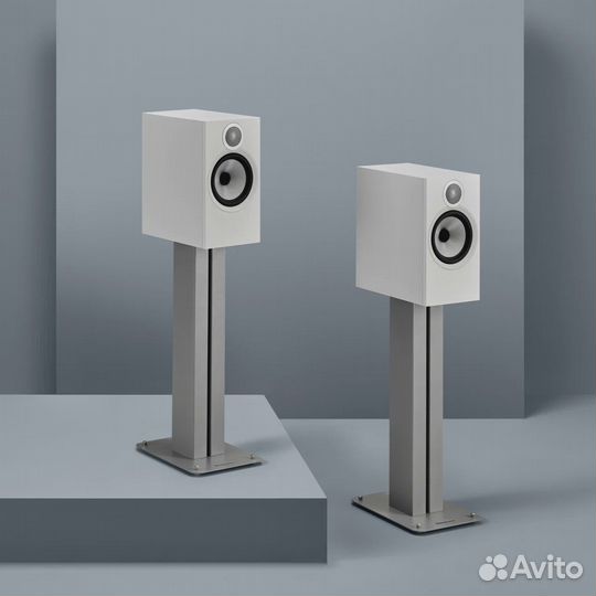 Полочная акустическая система Bowers & Wilkins 606