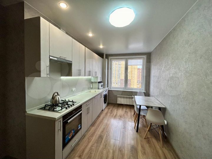 2-к. квартира, 60 м², 12/12 эт.