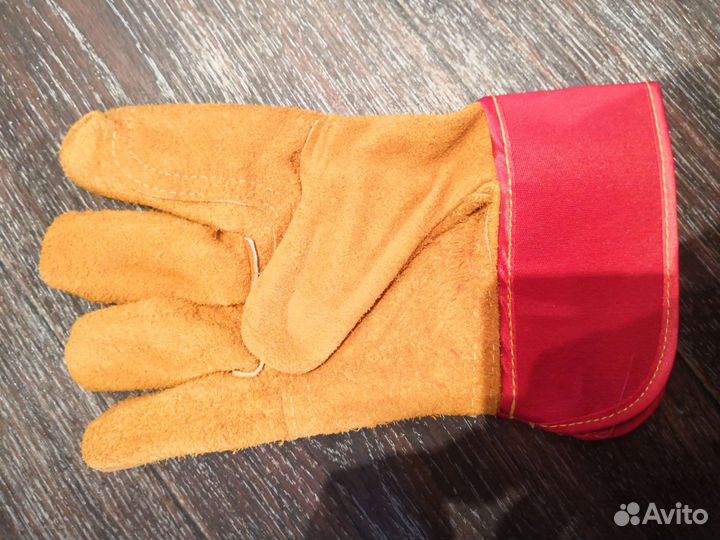 Перчатки спилковые