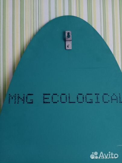 Зеркало настенное овальное