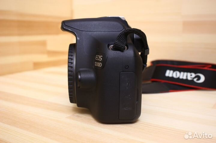 Canon 1200d body (пробег 2600 кадров)