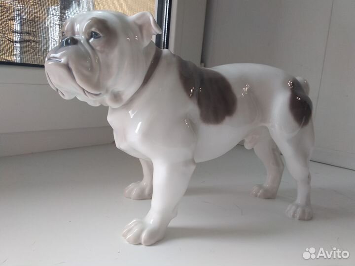 Статуэтка Английского бульдога