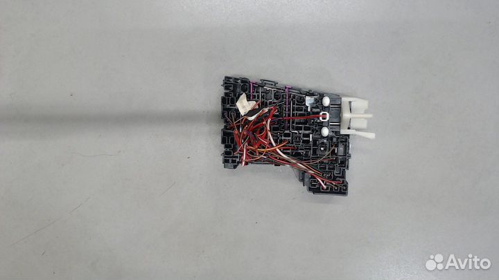 Блок предохранителей Volkswagen Jetta 7 2018, 2019