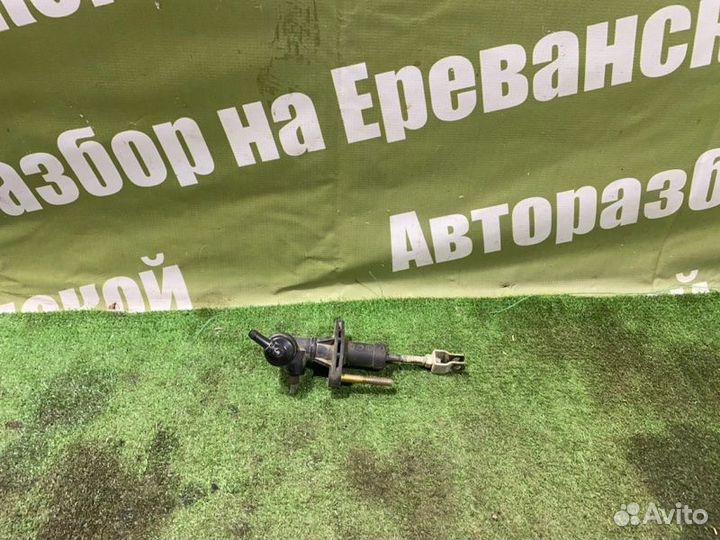 Главный цилиндр сцепления Kia Clarus FE